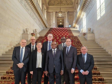 Rencontre au Sénat avec l’ambassadeur de la République centrafricaine