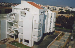 נבנה ב- 1991