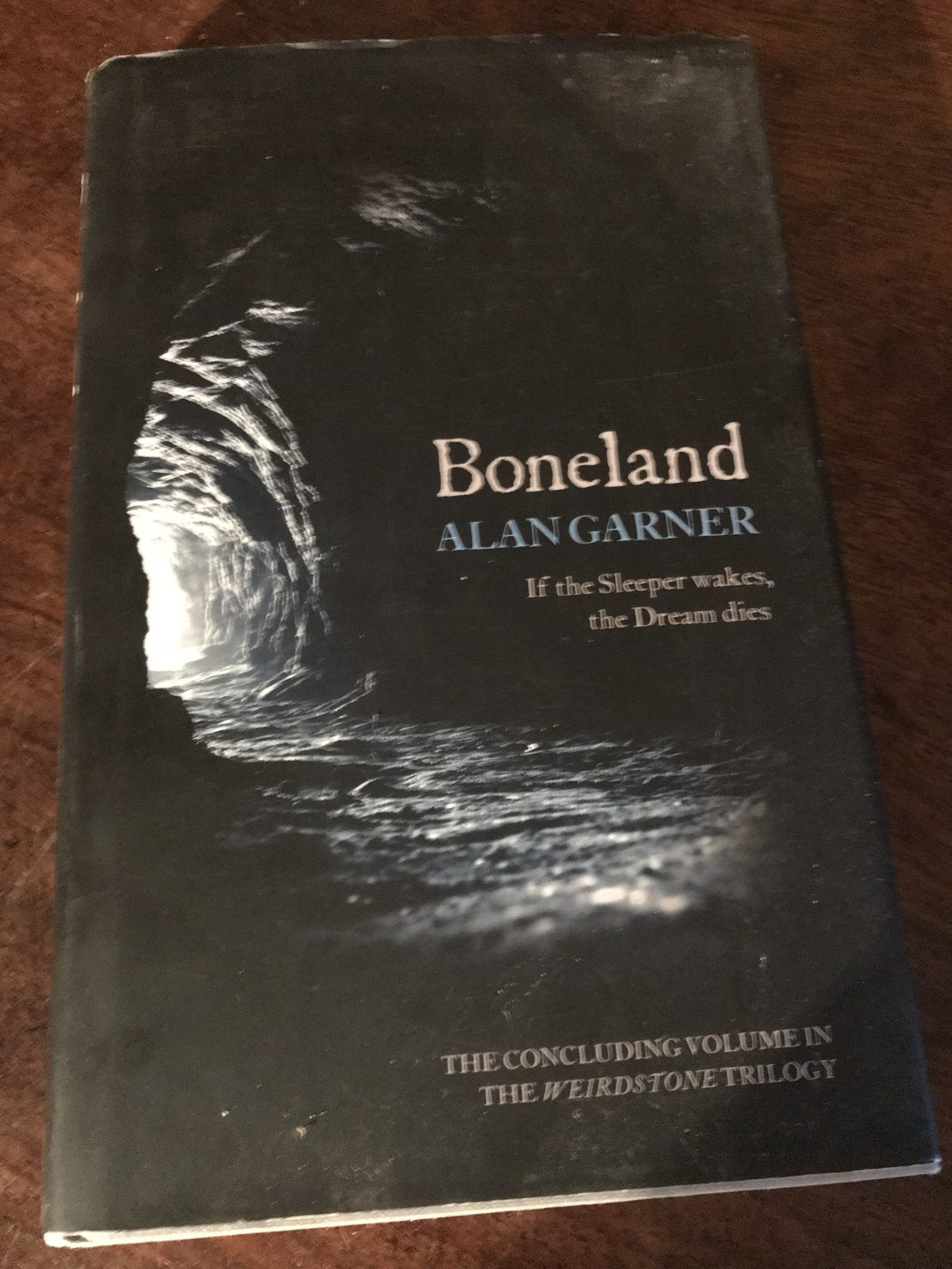 GARNER, Alan : Boneland