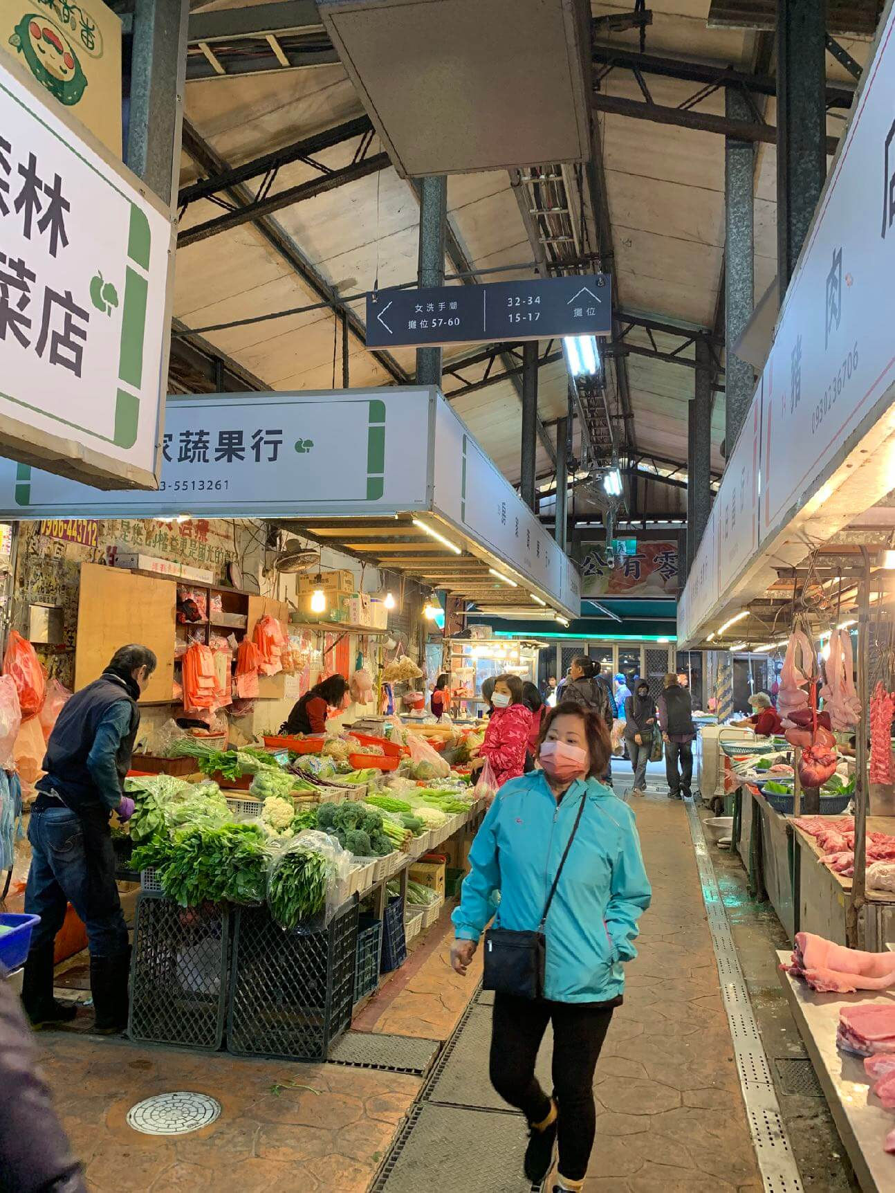 竹北市場攤集區_美學改造後_走道