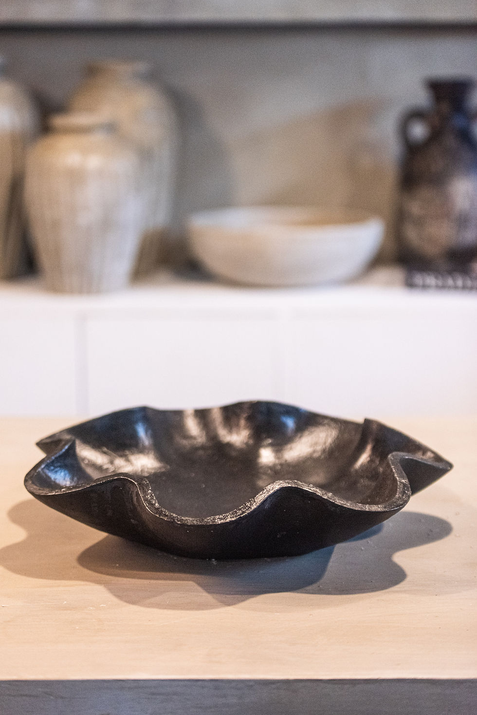 Thumbnail: Antonia Tray, Catch Plate in Black - D16” x H3”