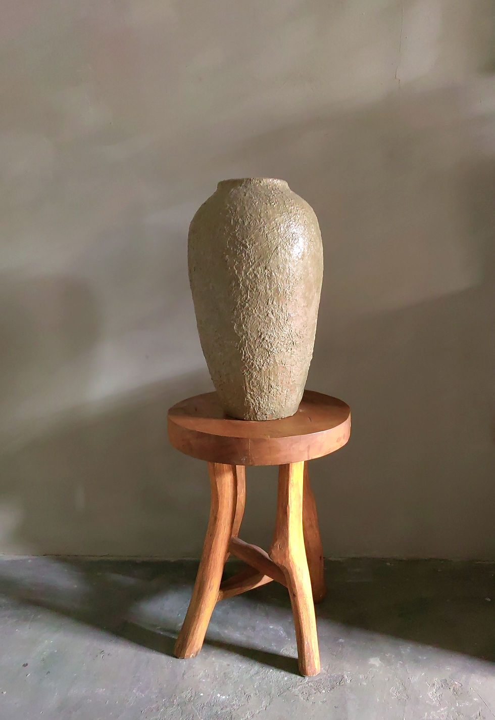 Thumbnail: Hagit Jar in Warm Beige D10" x H17"