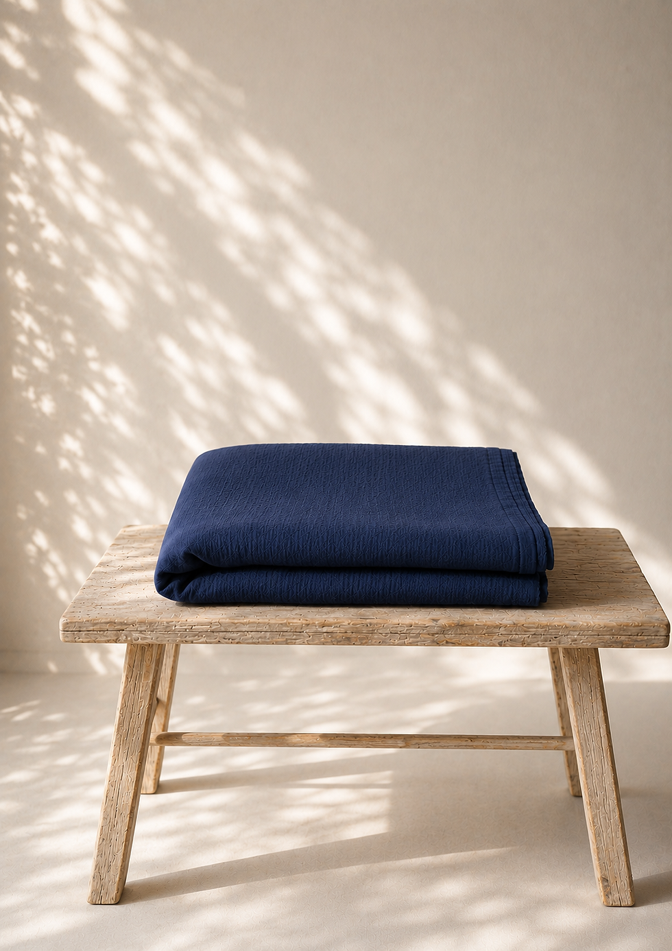 Thumbnail: Dela Mara Linen Sheet Set in Coastal Navy