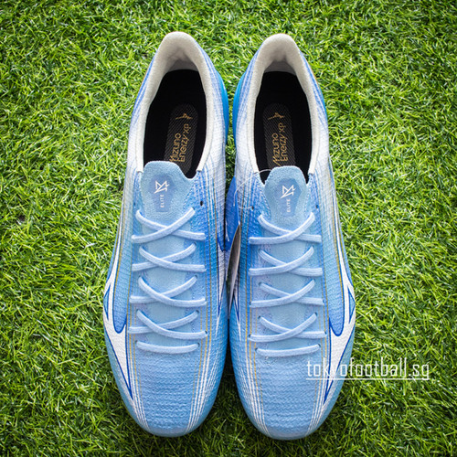 Mizuno Alpha 3 III Elite 'UNITY SKY PACK' P1GA266225 | TOKYO FOOTBALL