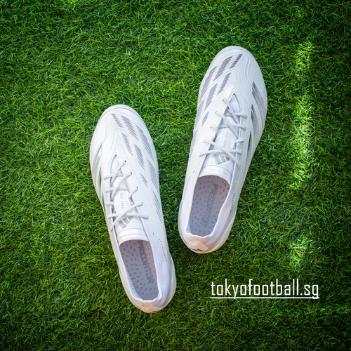 プレミアムモデルadidasPREDATOR ACCURACY+ FG27白 adidas ZX 700 HD Shoes - White | adidas Singapore