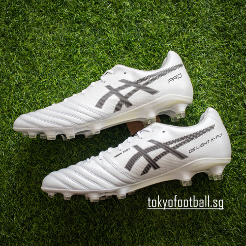 Asics DS X Fly Pro 2 1101A055-100 | TOKYO FOOTBALL