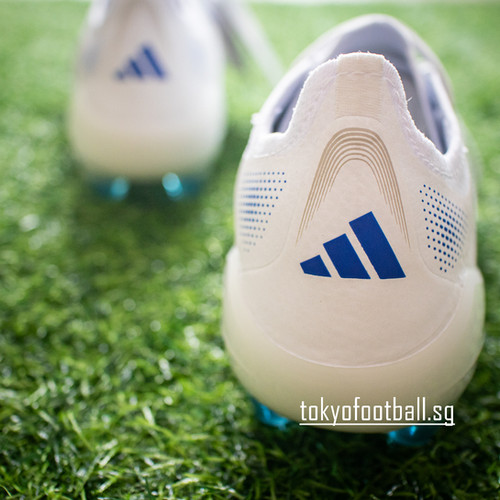 ADIDAS Predator Elite HG/AG Japan 'Polar Victory Pack