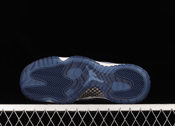 Nike Air Jordan 11 "Midnight Navy"