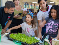 Pais e filhos participam do ‘sábado letivo’ nas escolas municipais de Jaguariúna.