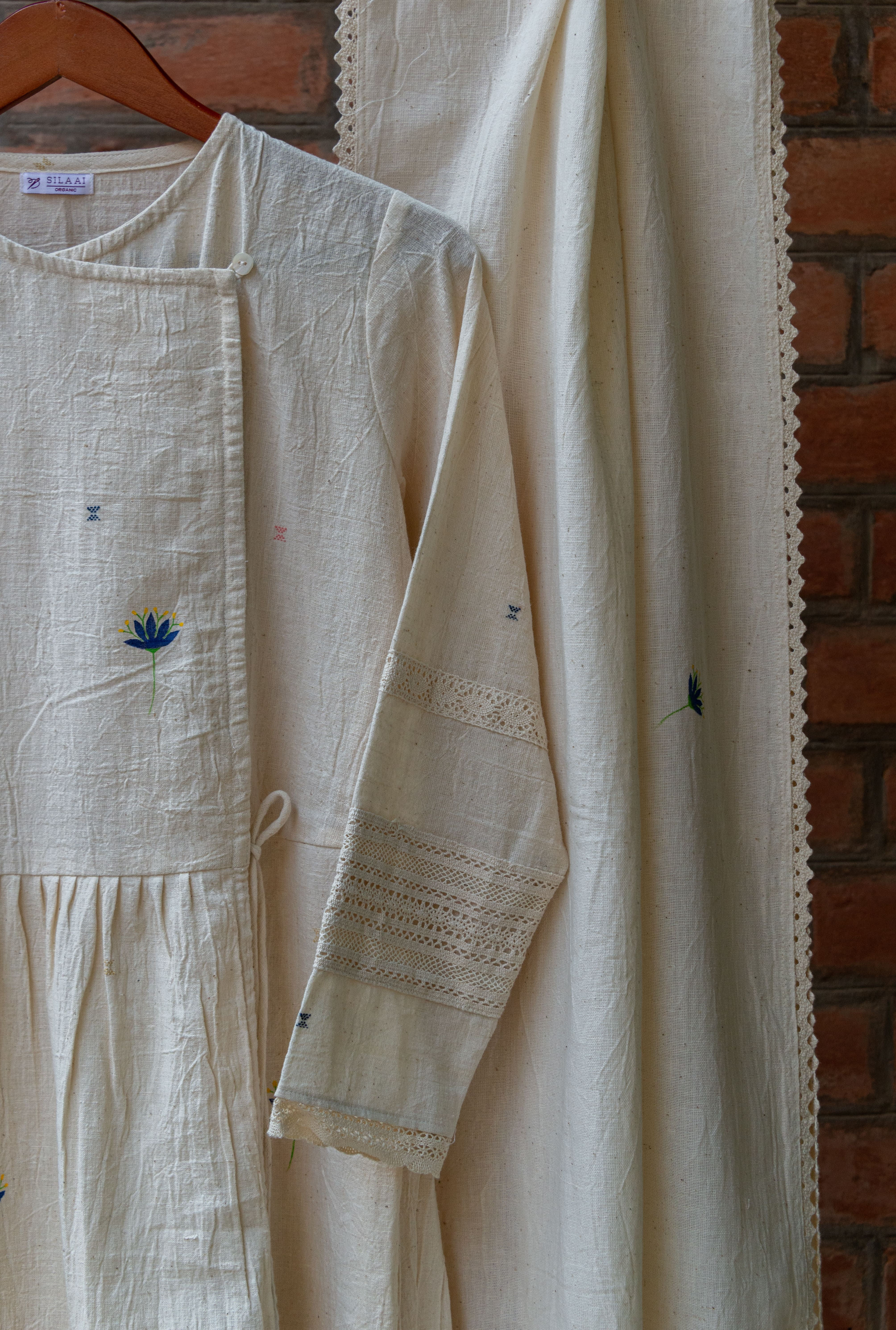 Overlap Motif Kurta (set of 2)