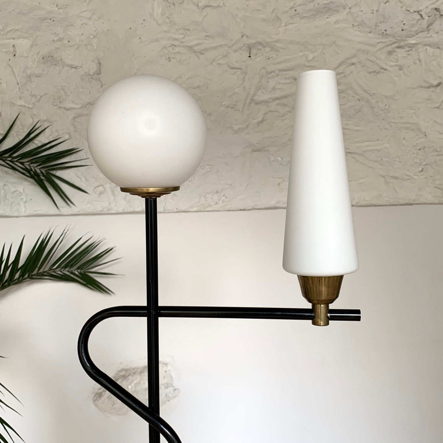 Lampadaire vintage 2 opalines