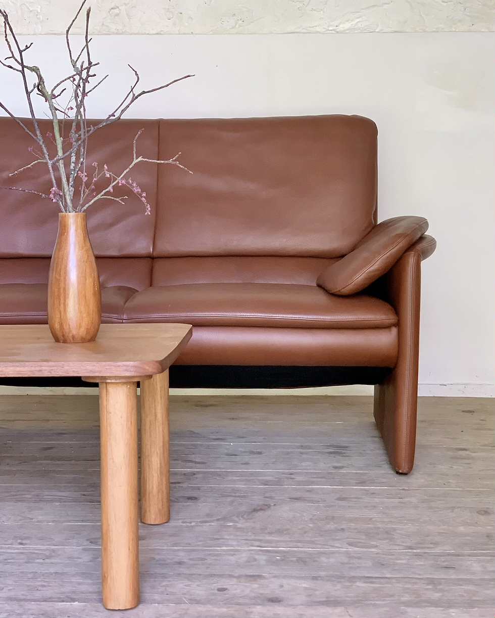 RESERVE Canapé cuir camel vintage de Axel Enthoven