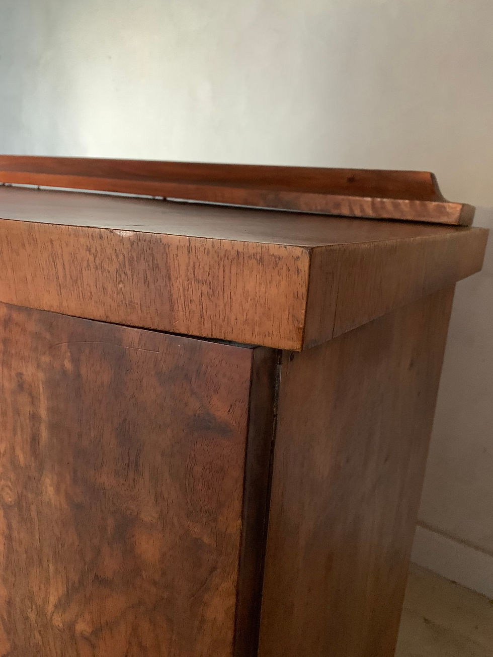 Miniature : Buffet Commode vintage art déco en noyer