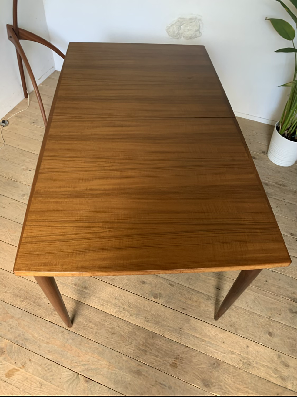 Miniature : Table de repas scandinave vintage en teck 