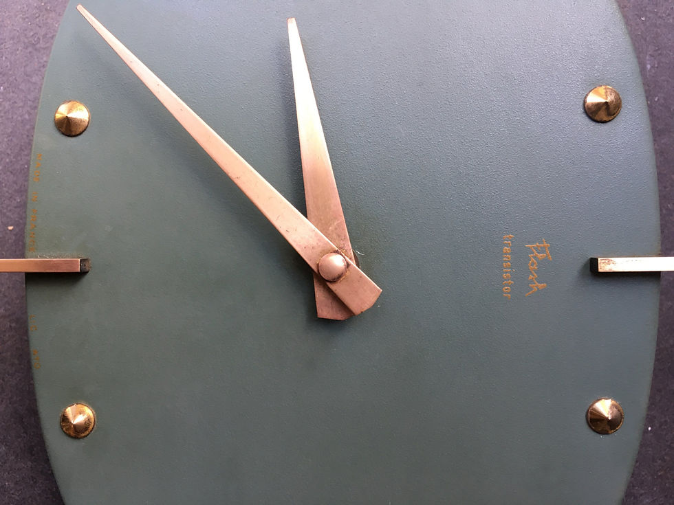 Miniature : Horloge murale vintage forme libre