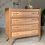 Miniature : Commode vintage en chêne et rotin