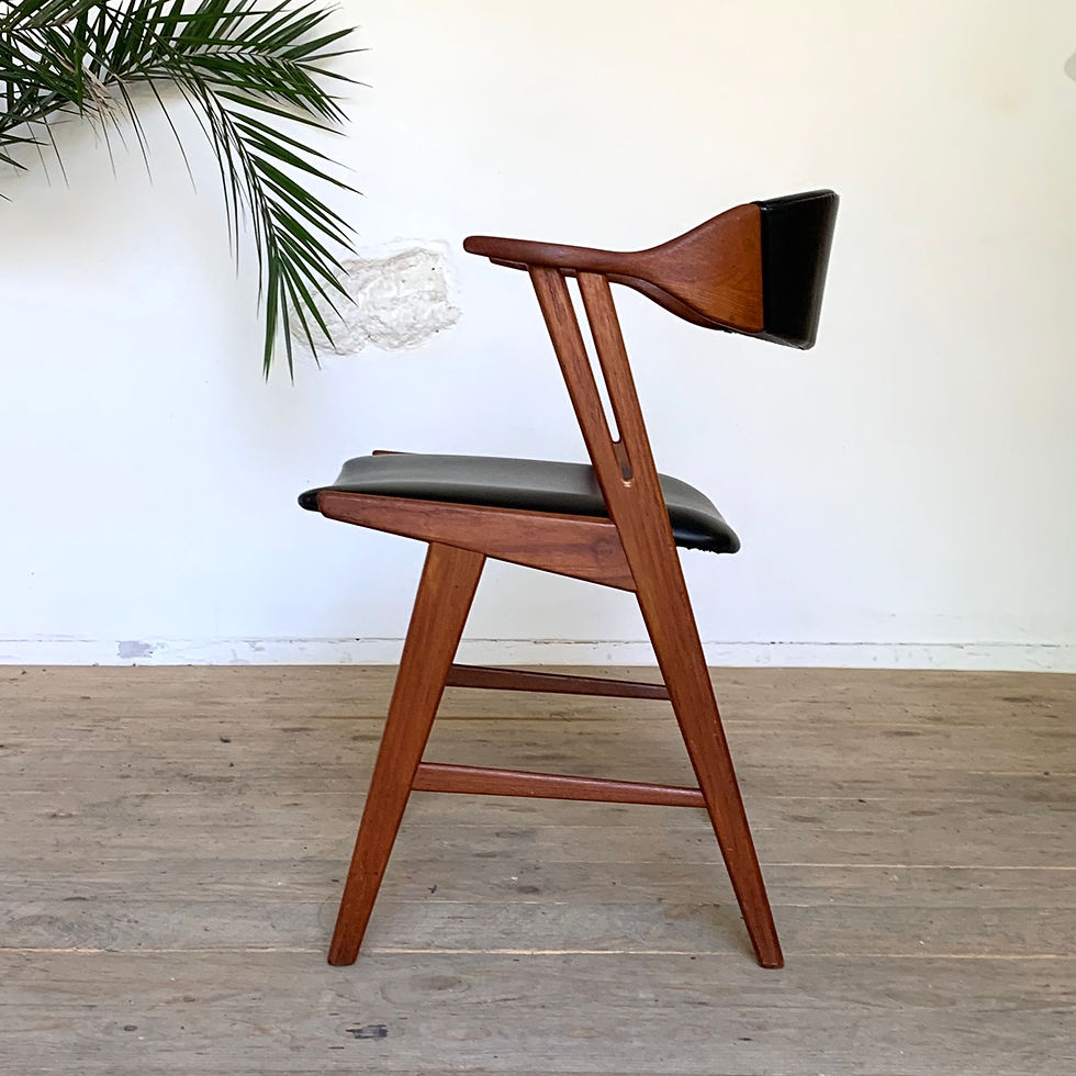 Chaise scandinave vintage à accoudoirs en teck