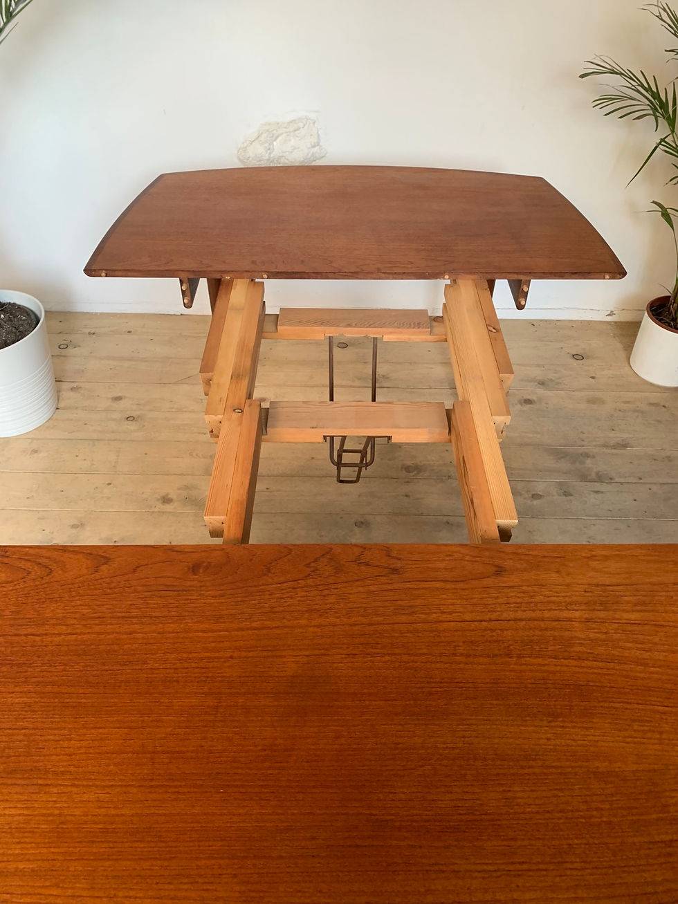 Miniature : Table de repas scandinave vintage en teck de H.W.Klein  