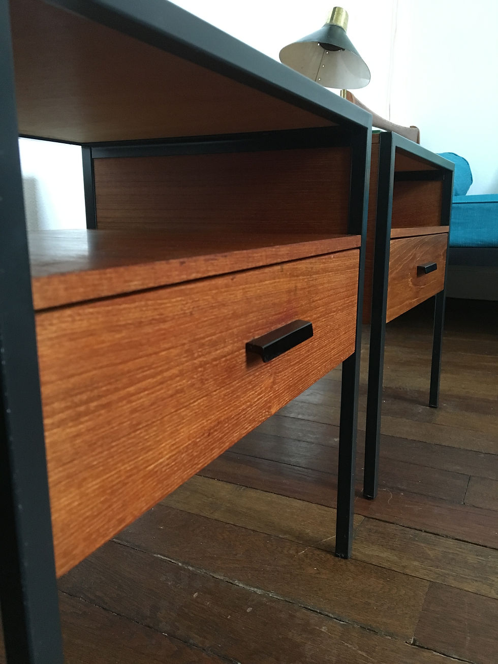 Miniature : Table de chevet Minvielle - Table de nuit vintage en teck moderniste 