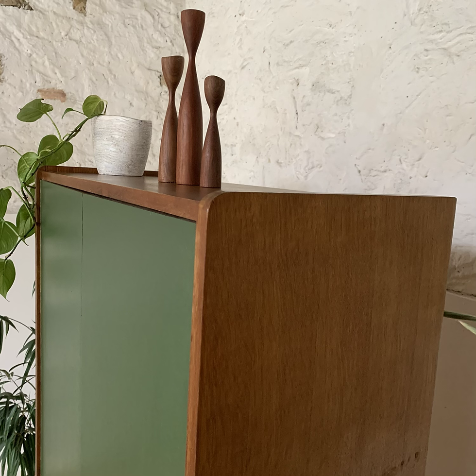 Miniature : Armoire verte en chêne vintage