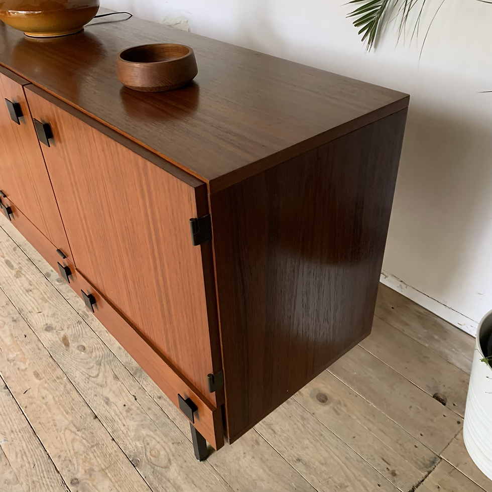 Miniature : Enfilade moderniste vintage en teck