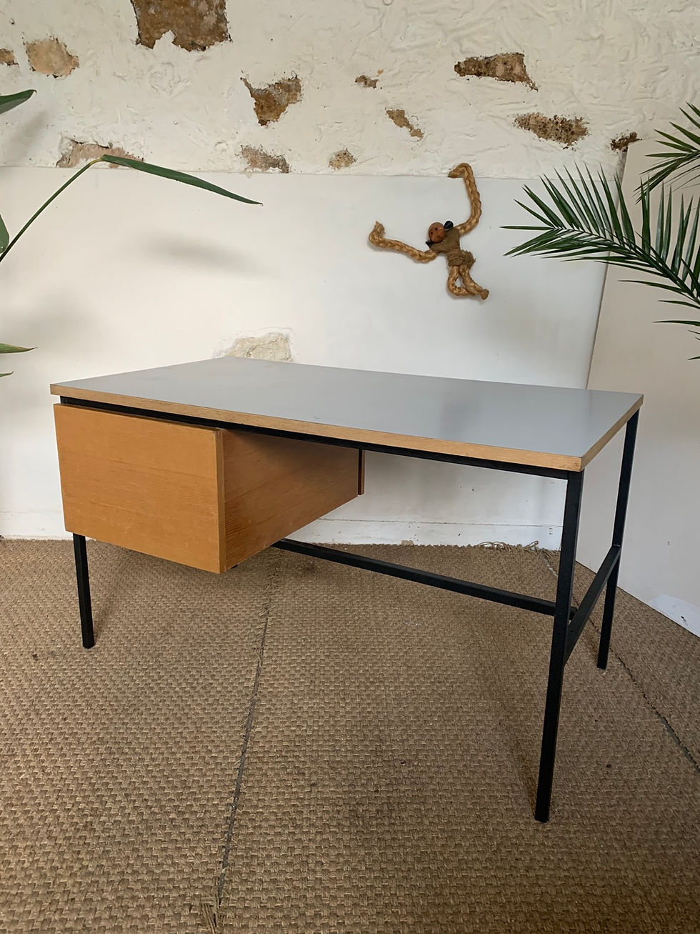 Miniature : Bureau moderniste de Pierre Guariche modele 620