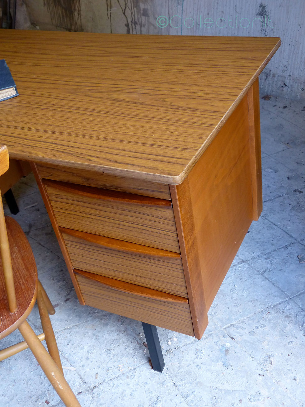 Miniature : Bureau vintage en frêne et formica