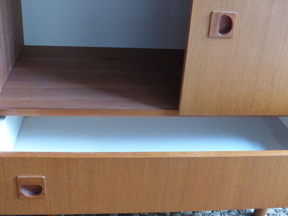 Miniature : Buffet scandinave vintage en teck