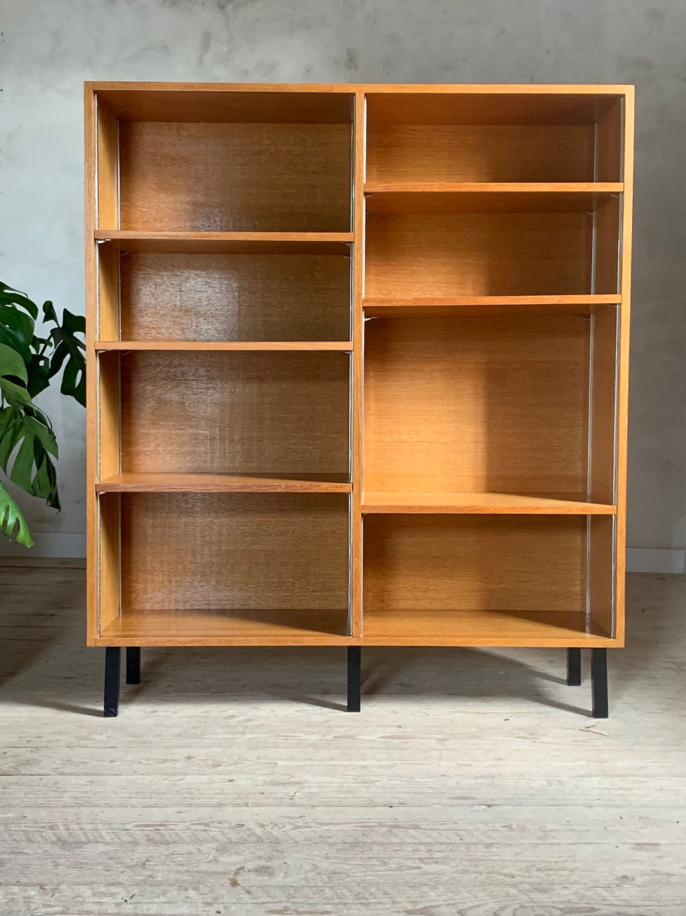 Miniature : Bibliothèque moderniste vintage en chêne