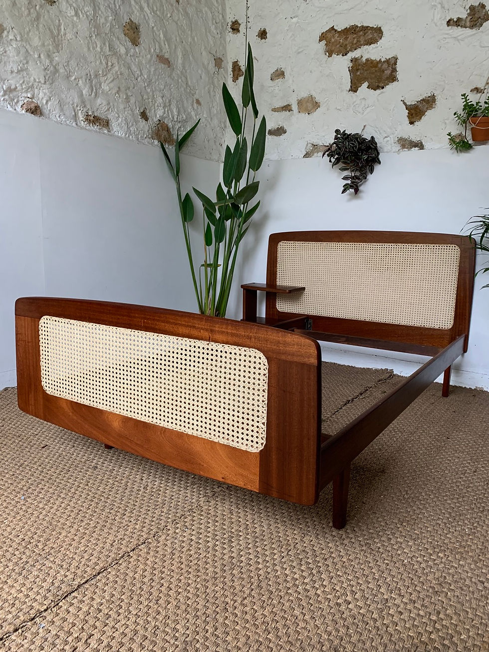 Miniature : Lit vintage Roger Landault en cannage