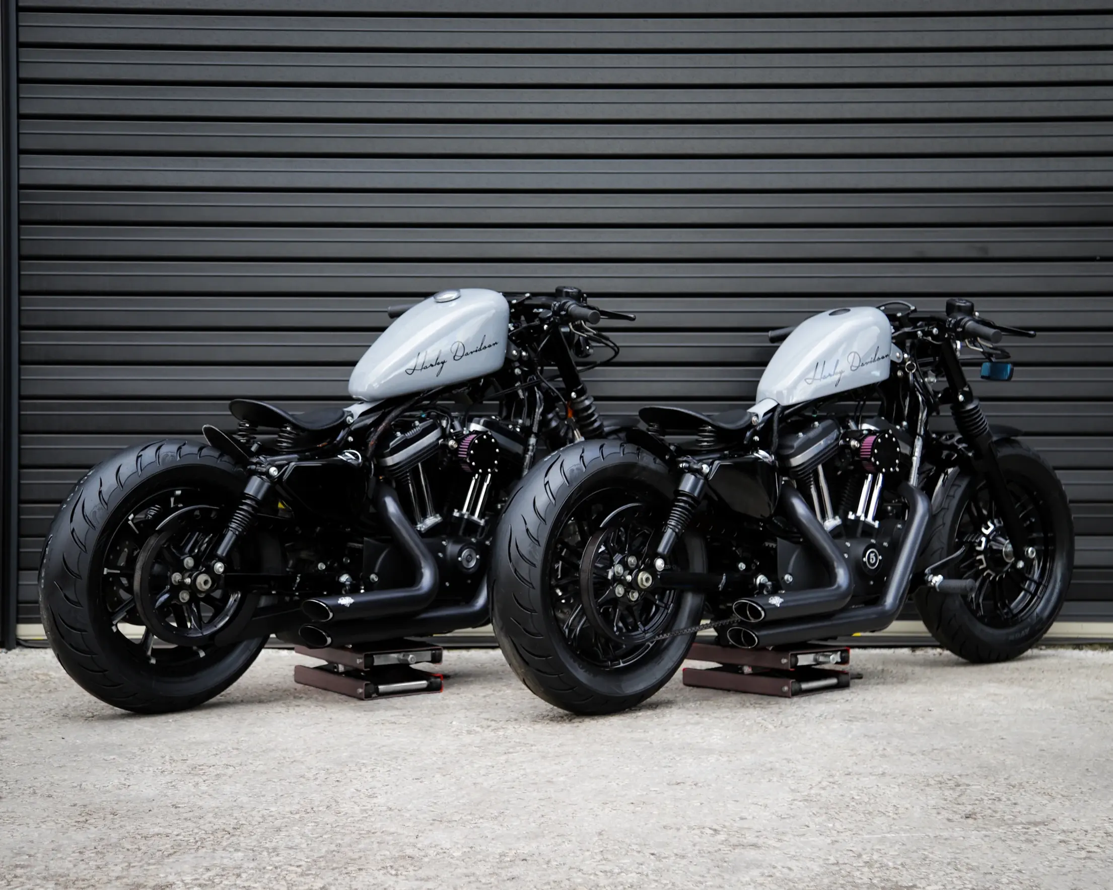 LIMITLESS CUSTOM PAINTED TANK