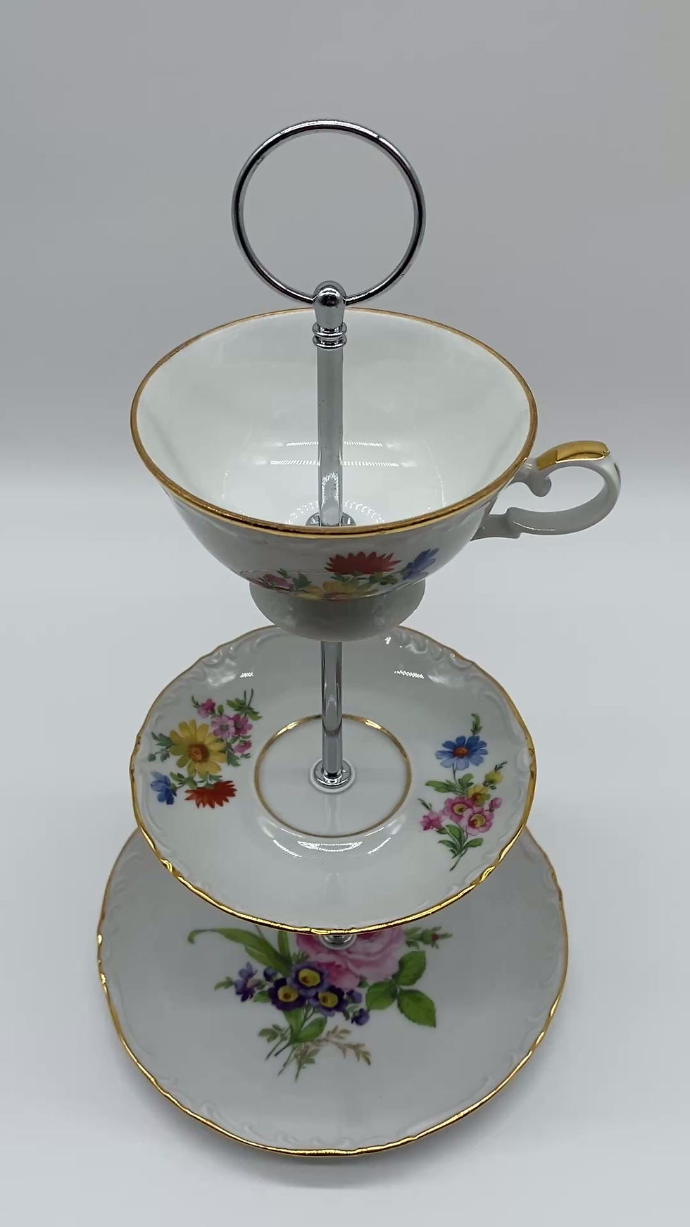 Miniaturbild: Vintage Etagere Blumen