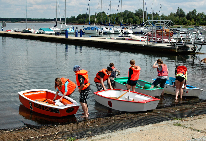 Optimist_Segelkurs_Kinderkurs_Sommerferien_Grundschein_Kalayaan_Andreas_Hompesch_Partwitzer_See