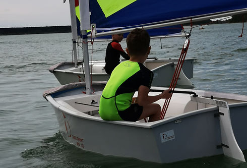 Optimist_Segelkurs_kalayaan_partwitzer_see_edited.jpg
