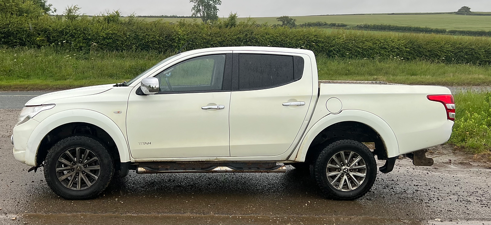 Thumbnail: 2015 MITSUBISHI 2.4Did DOUBLECAB PICKUP SORRY SOLD
