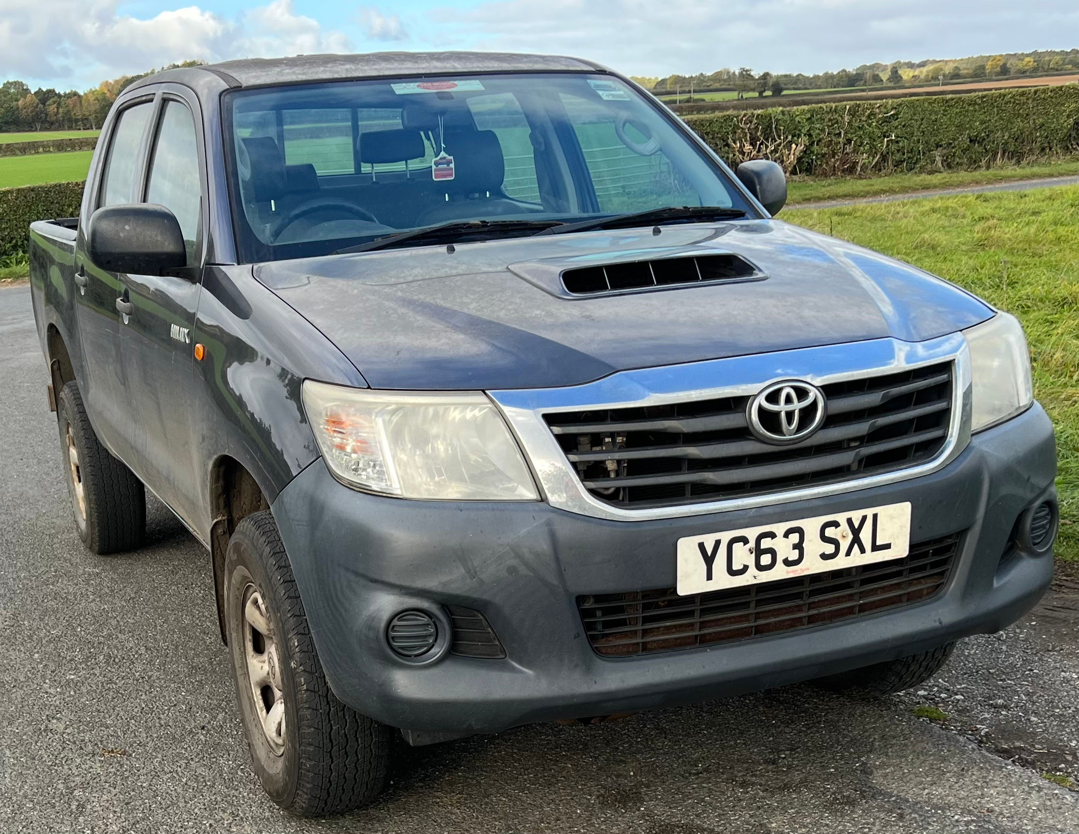 2013 63 PLATE TOYOTA HILUX 2.5D4d HL2 DOUBLECAB PICKUP