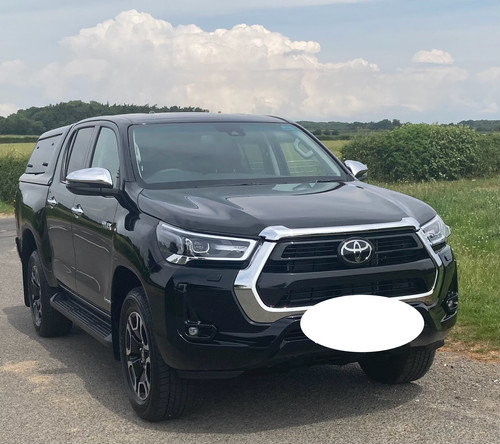 2024 TOYOTA HILUX 2.4 D4d AUTO INVINCIBLE DOUBLECAB PICKUP SORRY SOLD ...
