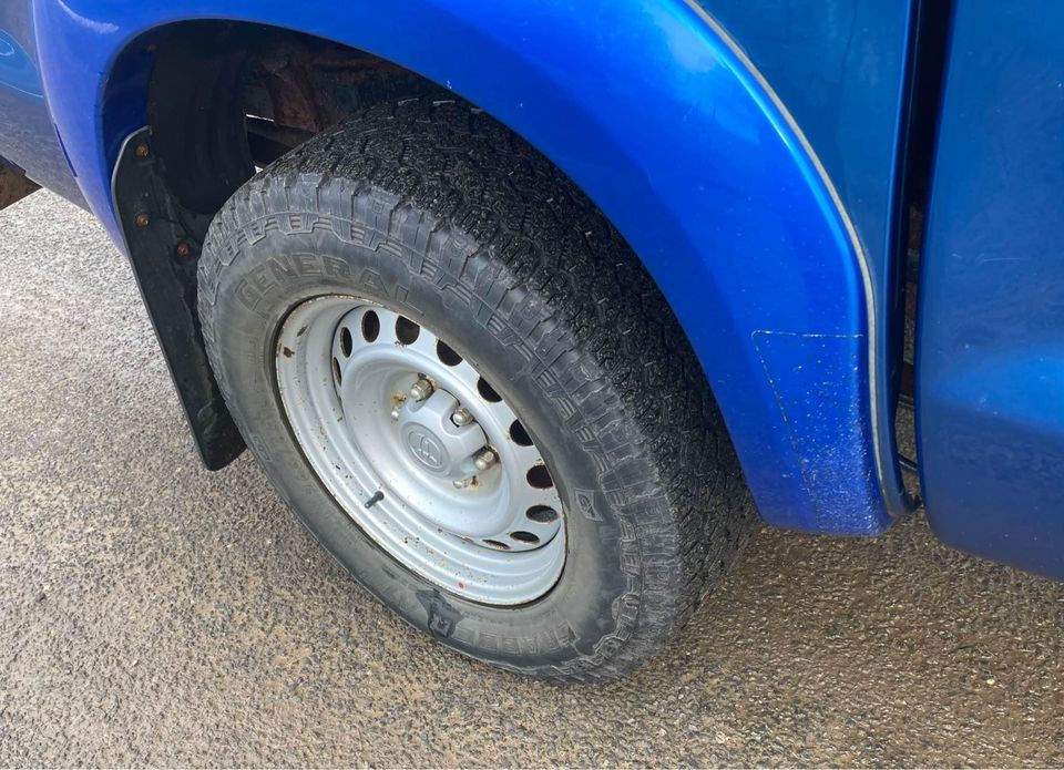 Thumbnail: 2016 65 PLATE TOYOTA HILUX 2.4 D4d ACTIVE DOUBLECAB PICKUP