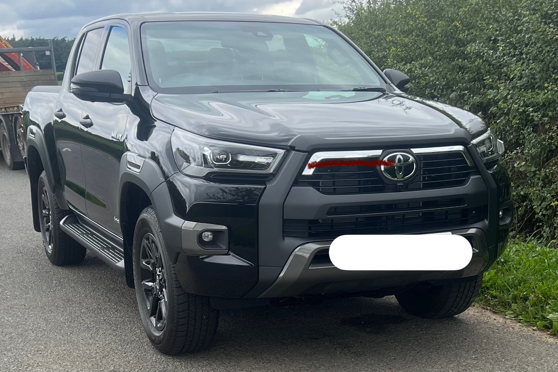 2025 TOYOTA HILUX 2.8D4d INVINCIBLE X DOUBLECAB PICKUP -SORRY SOLD