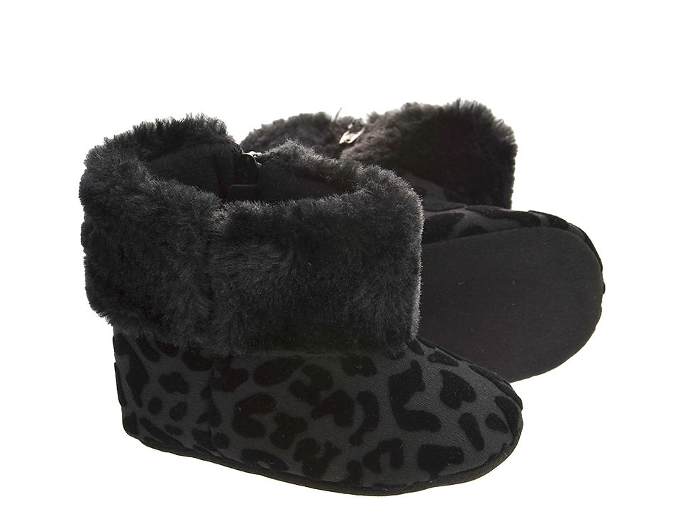 Miniature : FreeSure 232730 Siyah Kız Bebek Ayak Anatomisine Uygun Kaymaz Ayakkabı