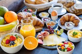 Breakfast Like the College Students and then Go to Cheesecake factory for Lunch later Sunday Meal