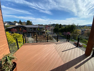 Infiniy-Glass- Deck-Railing-3rd-lvl.jpeg