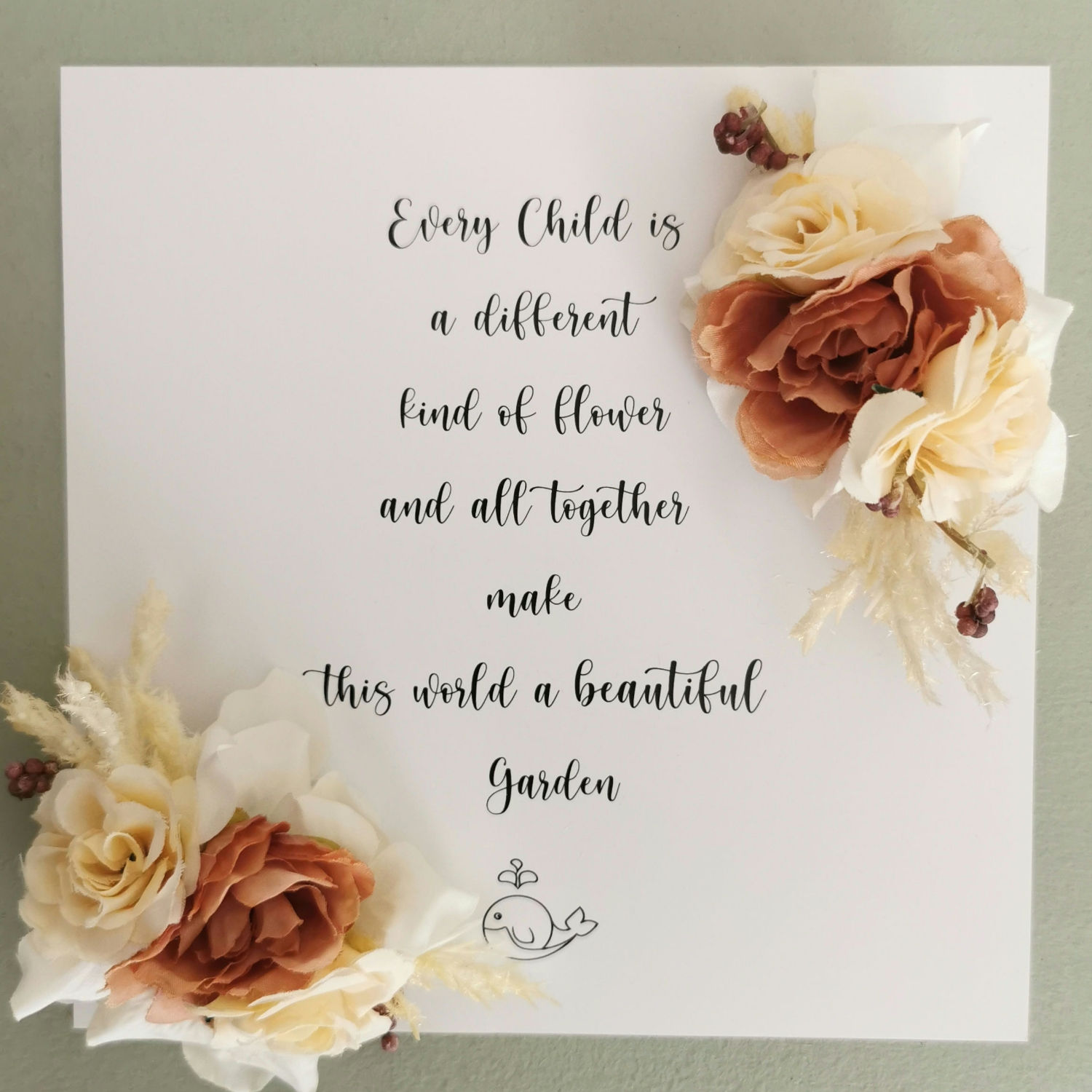 Λουλουδάτα κλιπ μαλλιών 