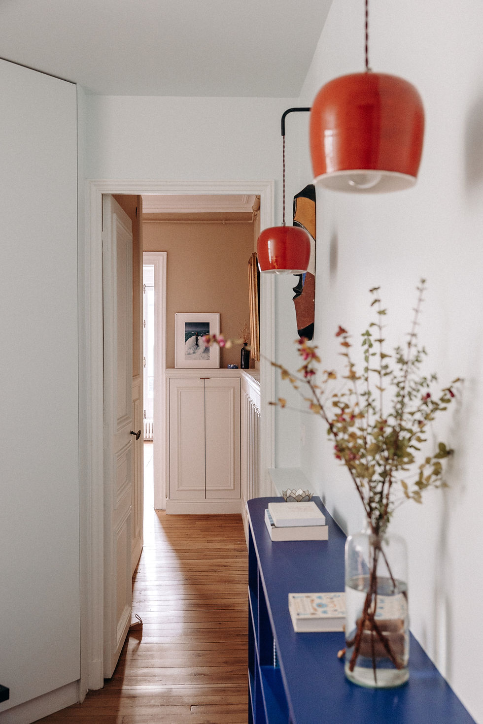 Rénovation haut de gamme d’un petit appartement parisien par Costaud Rénovation — optimisation de l’espace, matériaux nobles et design sur mesure