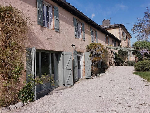 Lobersane location de vacances, séjours bien-être et événements à Saint-Laurent, Comminges Pyrénées Gîte Lobersane La Maison du Meunier Location de vacances & séjours bien-être à Saint-Lau