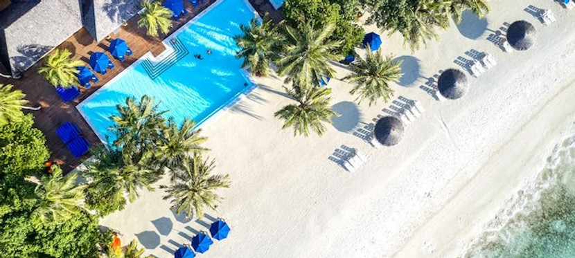 Sunrise_bar_dall_alto_Sun_Siyam_Olhuveli_Resort_&_Spa_Maldive_BBT_Travel_Tour_Operator.jpe