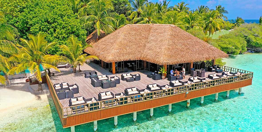 eriyadu-island-resort-Blitz-Bar-2-1180x596.jpg