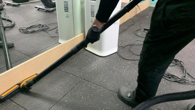 헬스장 바닥 매트 구석구석 먼지 제거 ("고양시정기청소" 미라클)