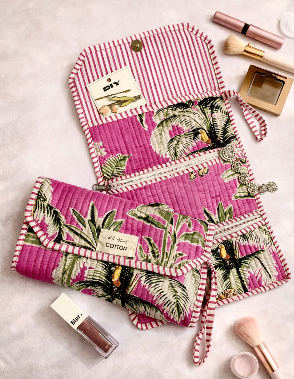 Jungle Safari Pink Foldable Kit