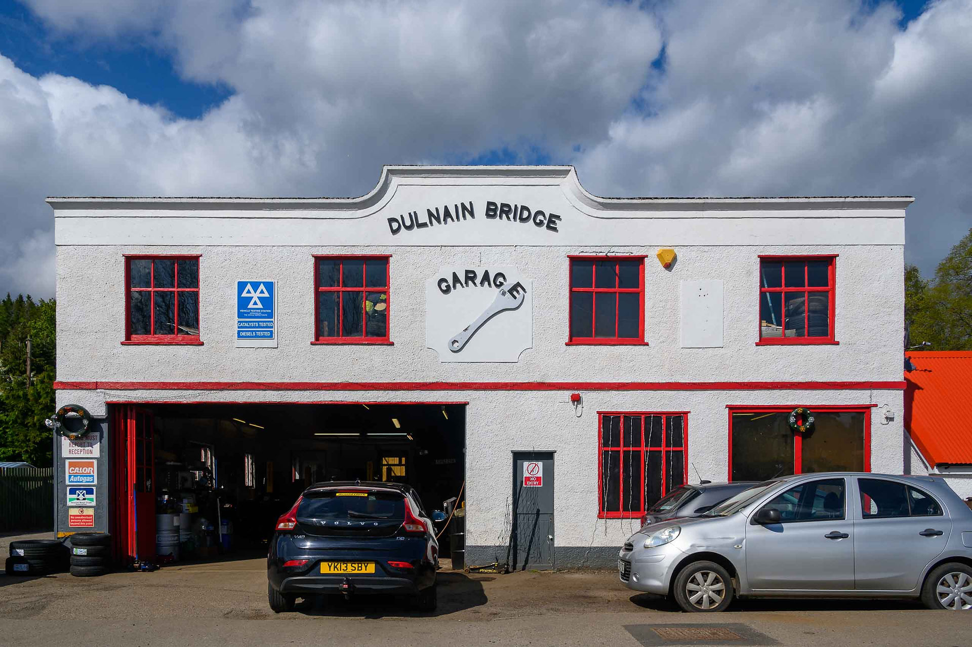 Car garage Scottish Highlands